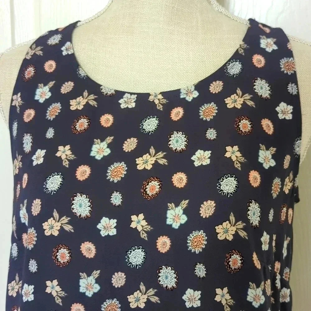 Loft Floral printed Blouse - Picture 2 of 4